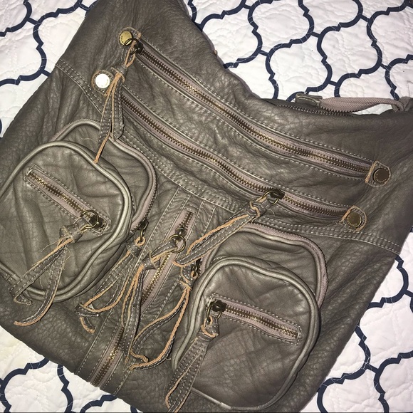 🤍BIG BUDDHA ZIPPERS PURSE🤍 - Picture 3 of 8